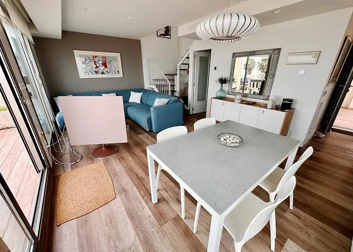 Tierra De Mar 73 By Homeprive